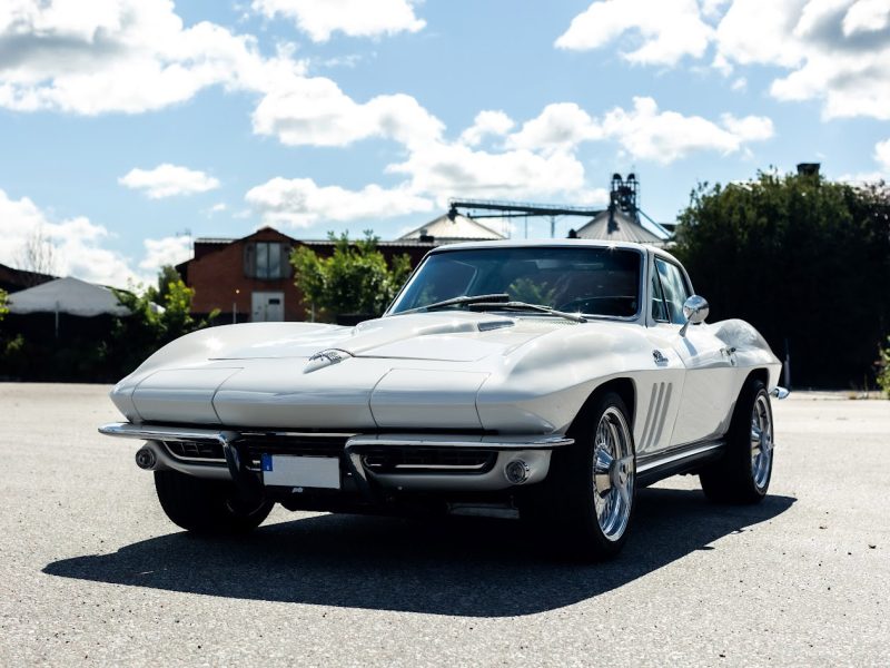 Veteranbil i solsken